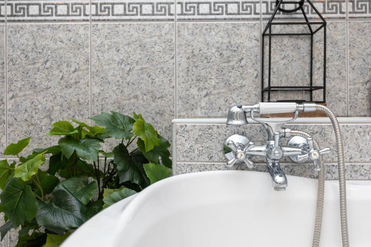 בודפשט Emerald Suite With Free Parking מראה חיצוני תמונה